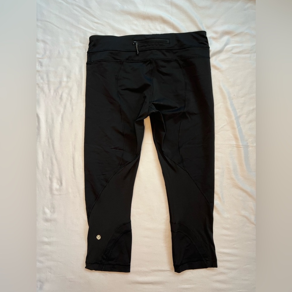 Lululemon Run Inspire Crop in Black
